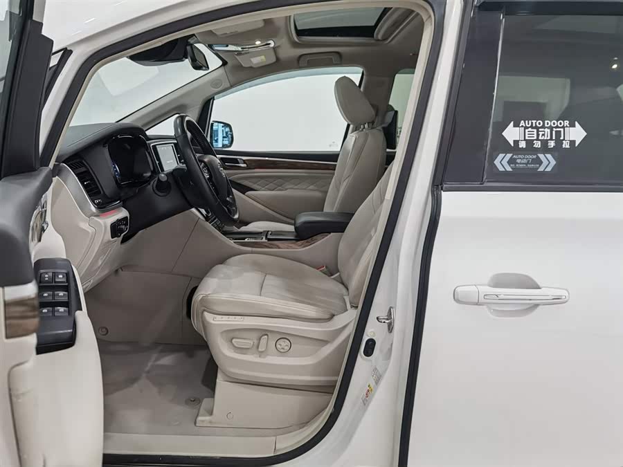 GAC Trumpchi M8 2020 immagine di auto #11