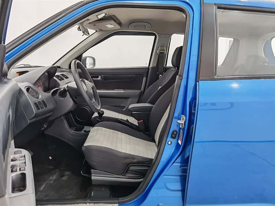 铃木 雨燕 2015 汽车图片 #11