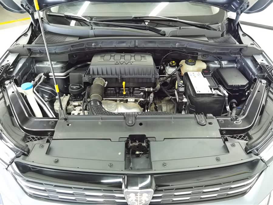 Roewe RX3 2022 car image #11