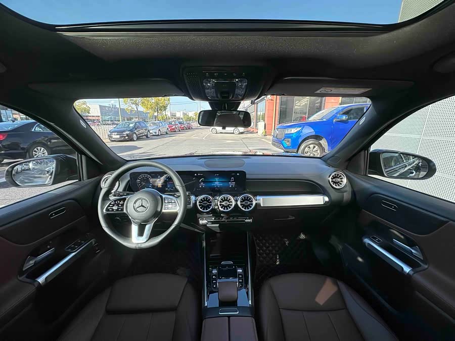 Mercedes-Benz GLB Class 2022 #11 Mercedes-Benz GLB Class 2022 car image #11