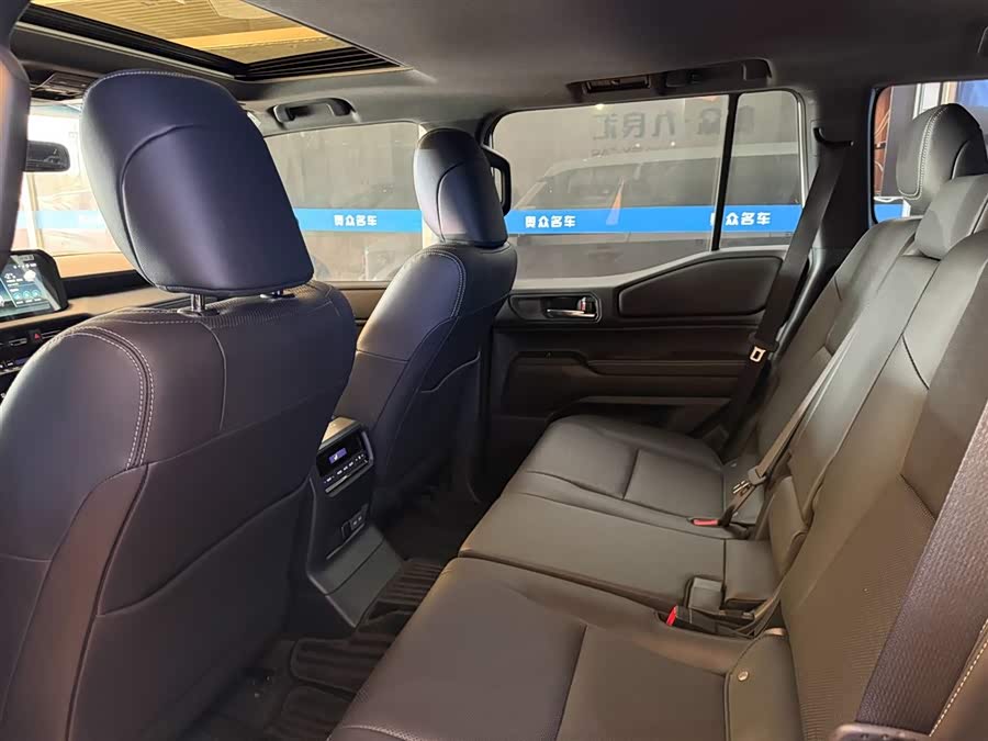 丰田 普拉多 2025 汽车图片 #11