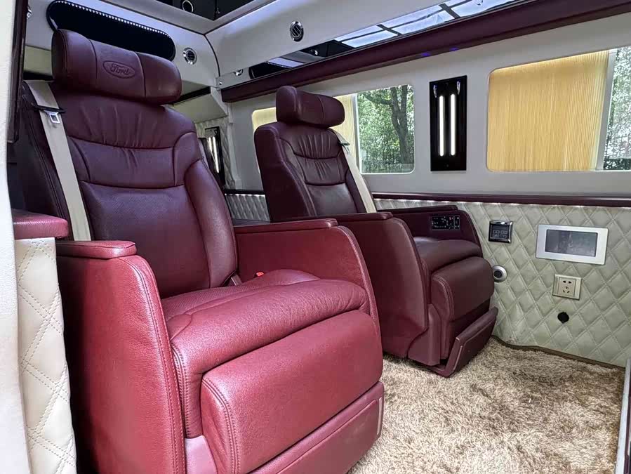 Ford E350 2015 imagen de coche #11