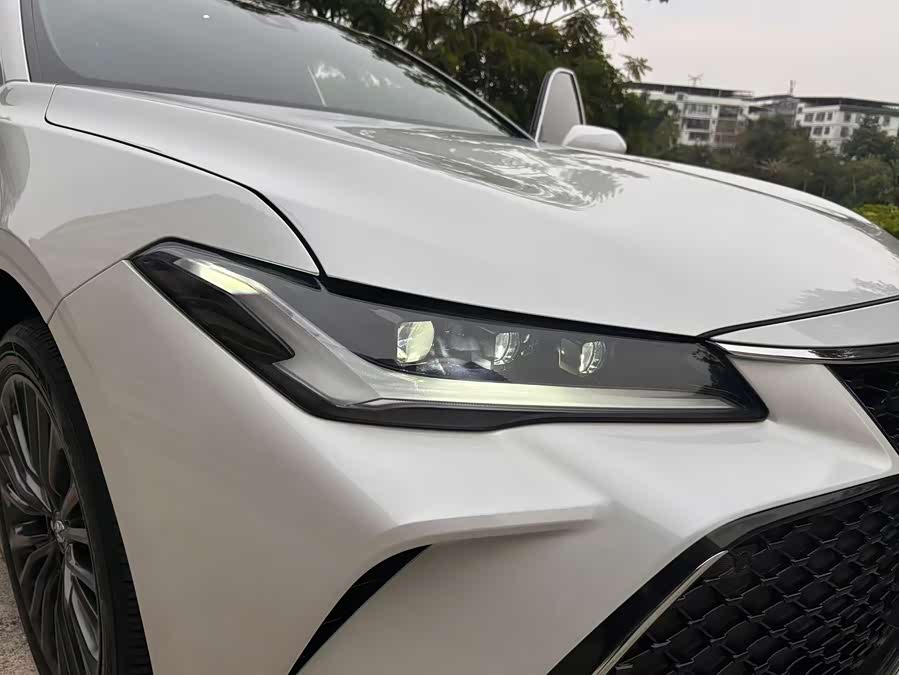 Toyota Avalon 2024 car image #11