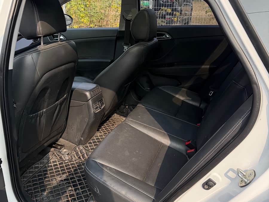 Hyundai Mistra 2016 #11 Hyundai Mistra 2016 car image #11