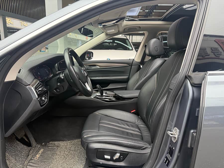 BMW 6 Series GT 2021 car image #11