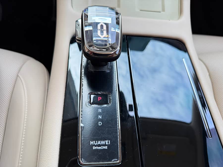 AITO 问界 问界M7 2023 汽车图片 #11