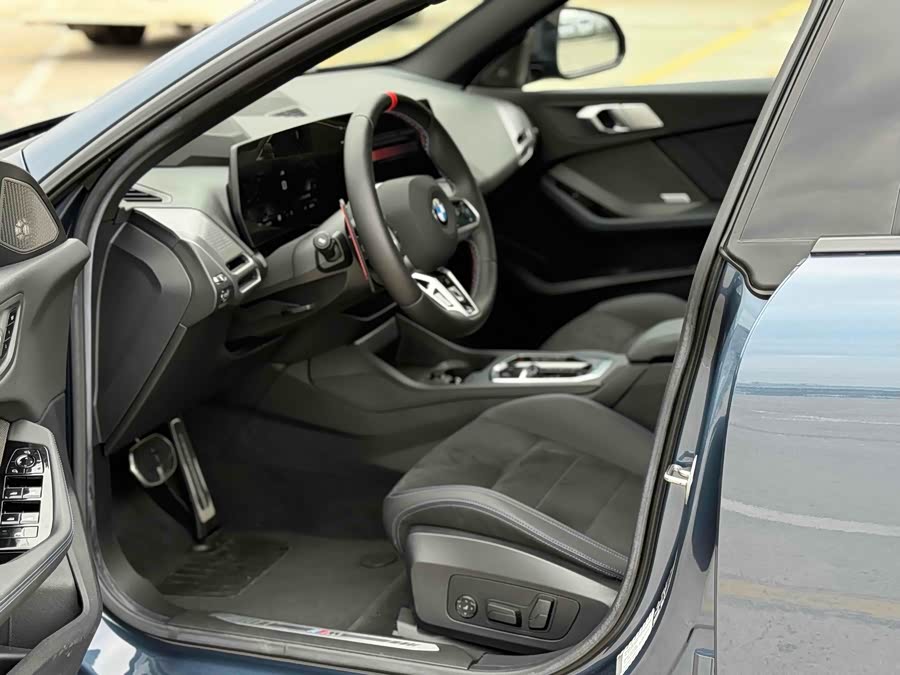 BMW M235L 2025 car image #11