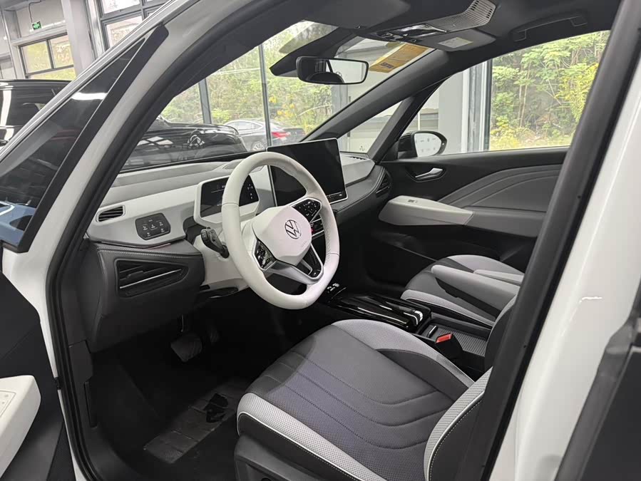 Volkswagen ID.3 2024 #11 Volkswagen ID.3 2024 car image #11