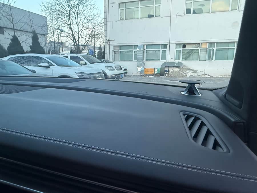 Audi SQ7 2024 #11 Audi SQ7 2024 car image #11