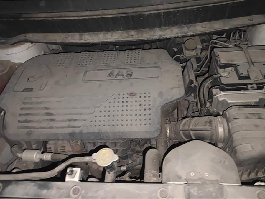 Forthing SX6 2017 #11 Forthing SX6 2017 صورة سيارة #11