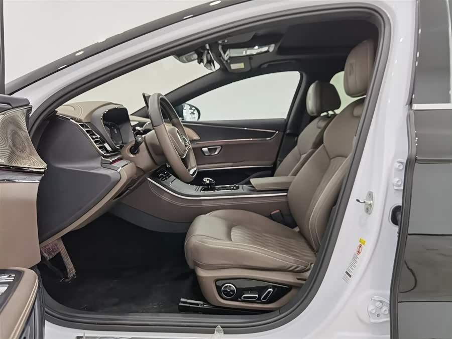 BYD Han 2021 car image #11