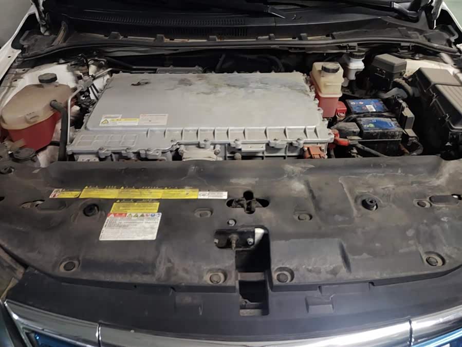 BYD e5 2016 #11 BYD e5 2016 car image #11