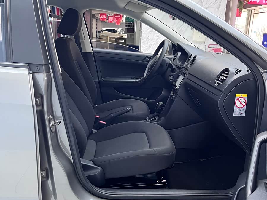 Volkswagen Jetta 2014 immagine di auto #11