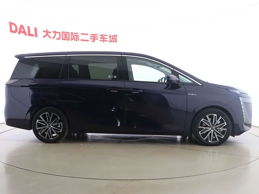 GAC Trumpchi E8 New Energy 2024 car image #11
