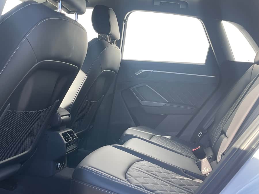 Audi Q3 2025 #11 Audi Q3 2025 car image #11