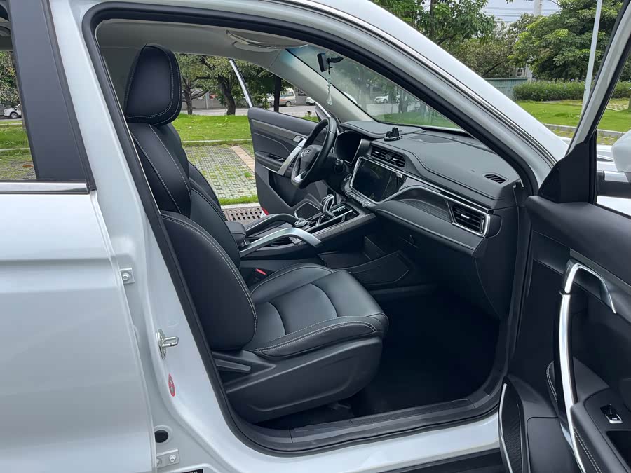 GEELY Boyue 2020 image de voiture #11