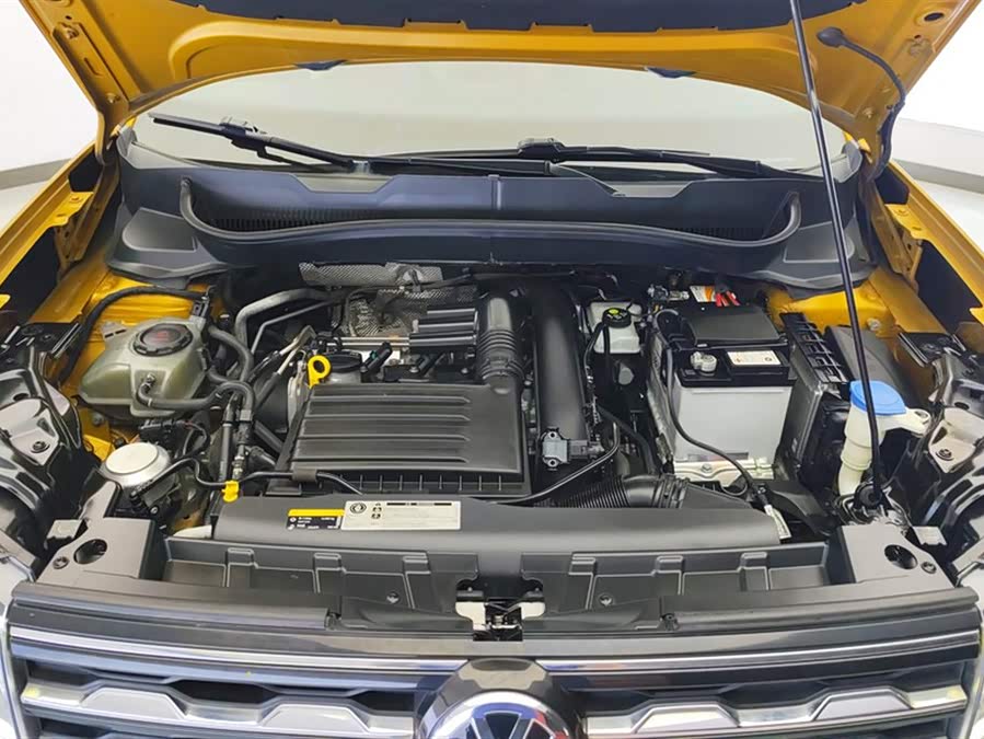 Volkswagen T-Cross 2019 car image #11