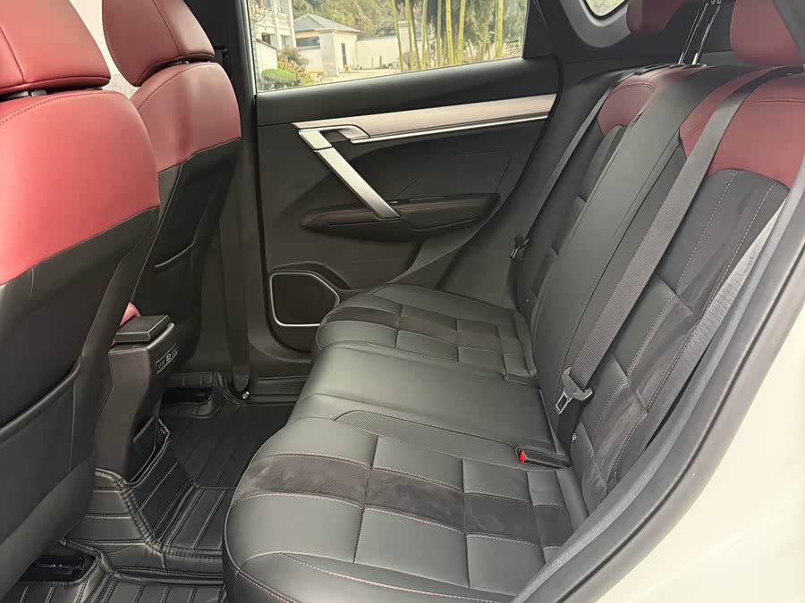 GEELY Coolray New Energy 2022 car image #11