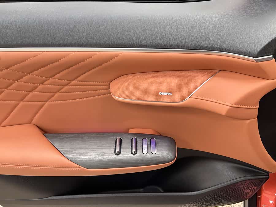 深蓝汽车 深蓝S07 2024 汽车图片 #11