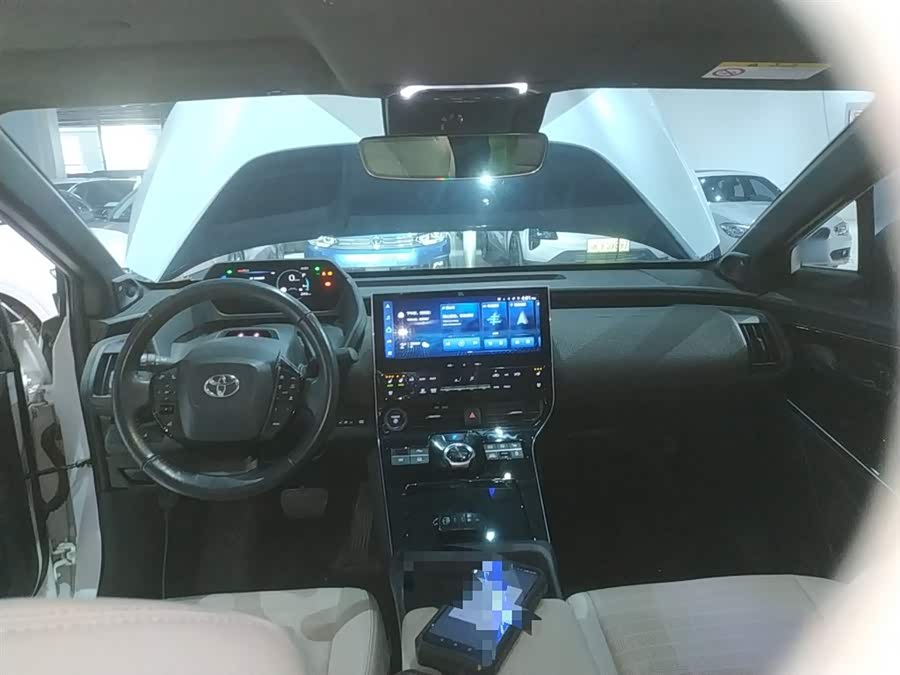 Toyota bZ4X 2022 immagine di auto #11