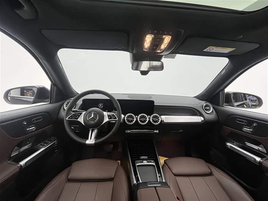 Mercedes-Benz GLB Class 2024 #11 Mercedes-Benz GLB Class 2024 car image #11