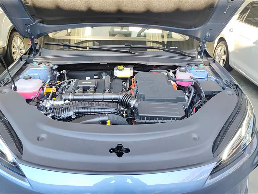BYD Seal 05 DM-i 2025 car image #11