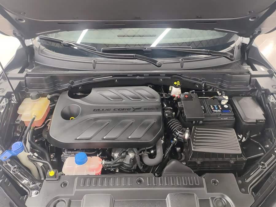 Changan UNI-T 2022 immagine di auto #11