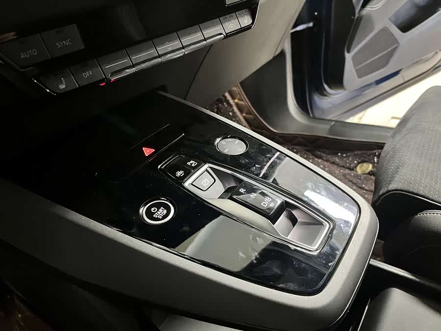 Audi Q5 e-tron 2022 #11 Audi Q5 e-tron 2022 immagine di auto #11