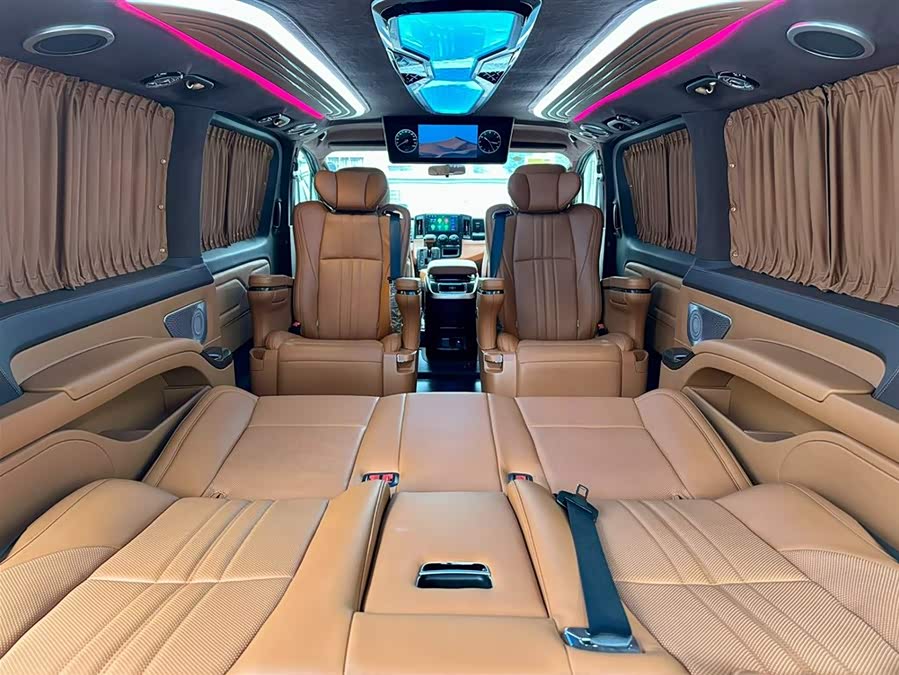 Toyota 2025 car image #11
