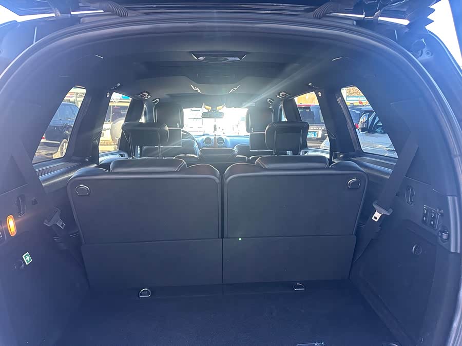 Mercedes-Benz GL Class 2012 car image #11