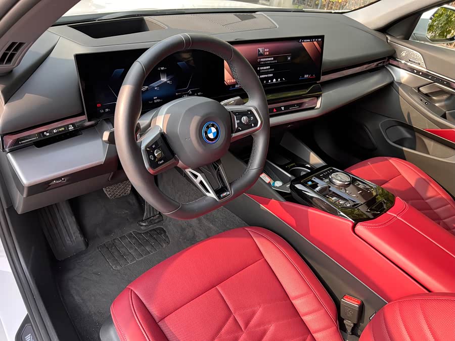 BMW i5 2025 immagine di auto #11