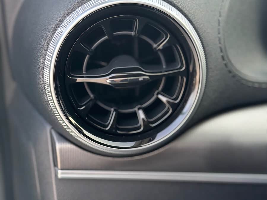 Forthing T5 EVO 2021 car image #11