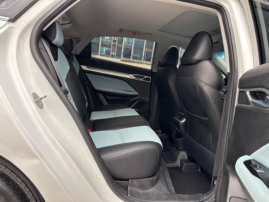 GEELY Emgrand L 2021 #11 GEELY Emgrand L 2021 car image #11