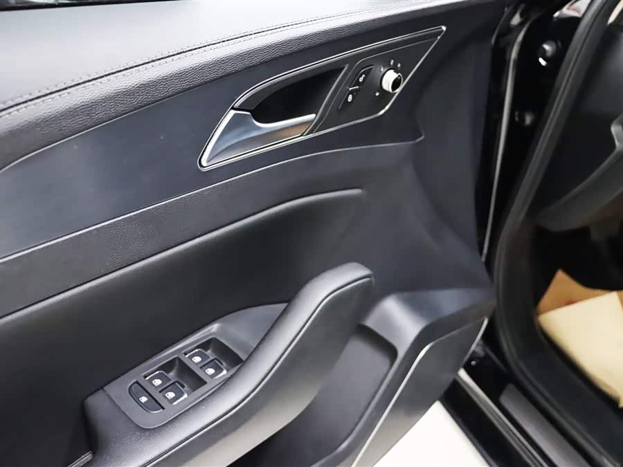 铃木 红旗H5 2021 汽车图片 #11