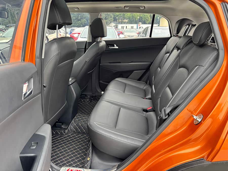 Hyundai ix25 2015 #11 Hyundai ix25 2015 car image #11