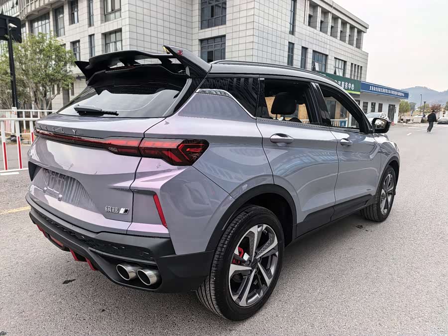 GEELY Coolray 2022 car image #11
