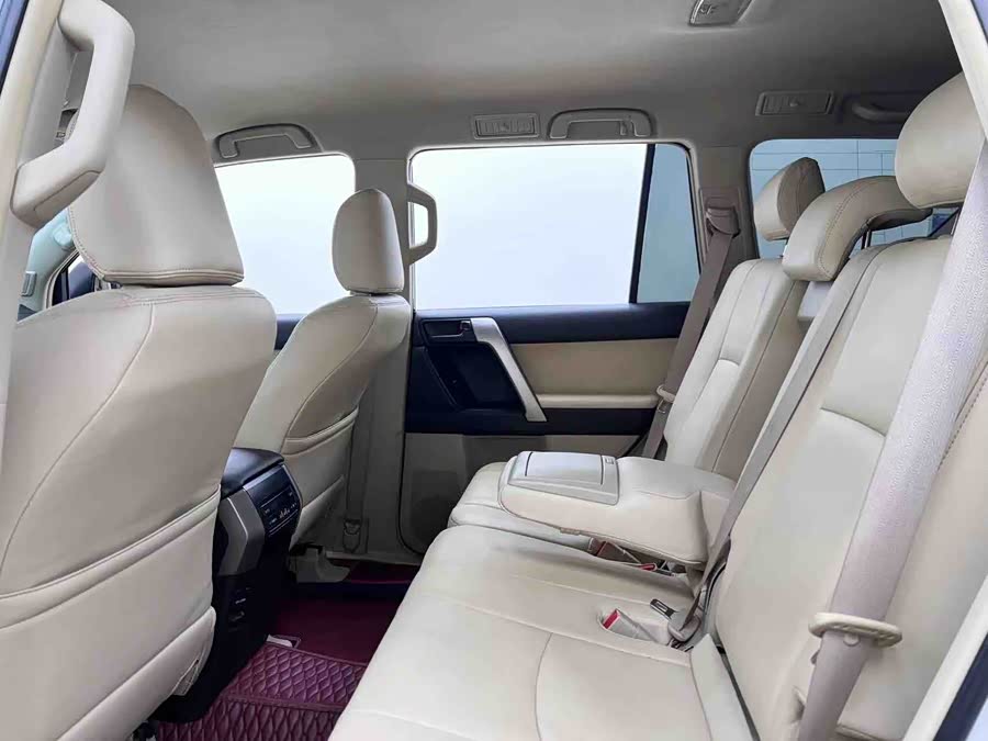 Toyota Prado (Imported) 2013 #11 Toyota Prado (Imported) 2013 car image #11