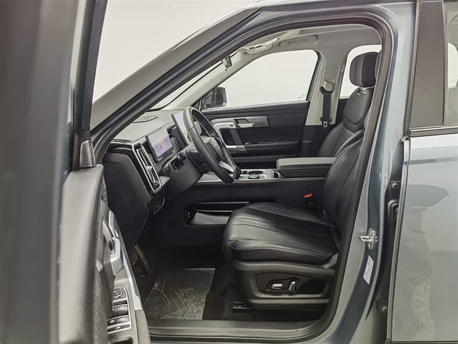 Chery Exploration 06 2024 car image #11