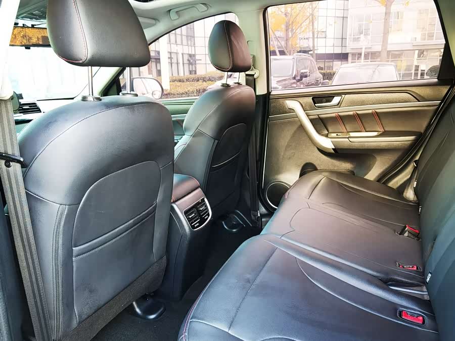 Haval M6 2019 #11 Haval M6 2019 car image #11