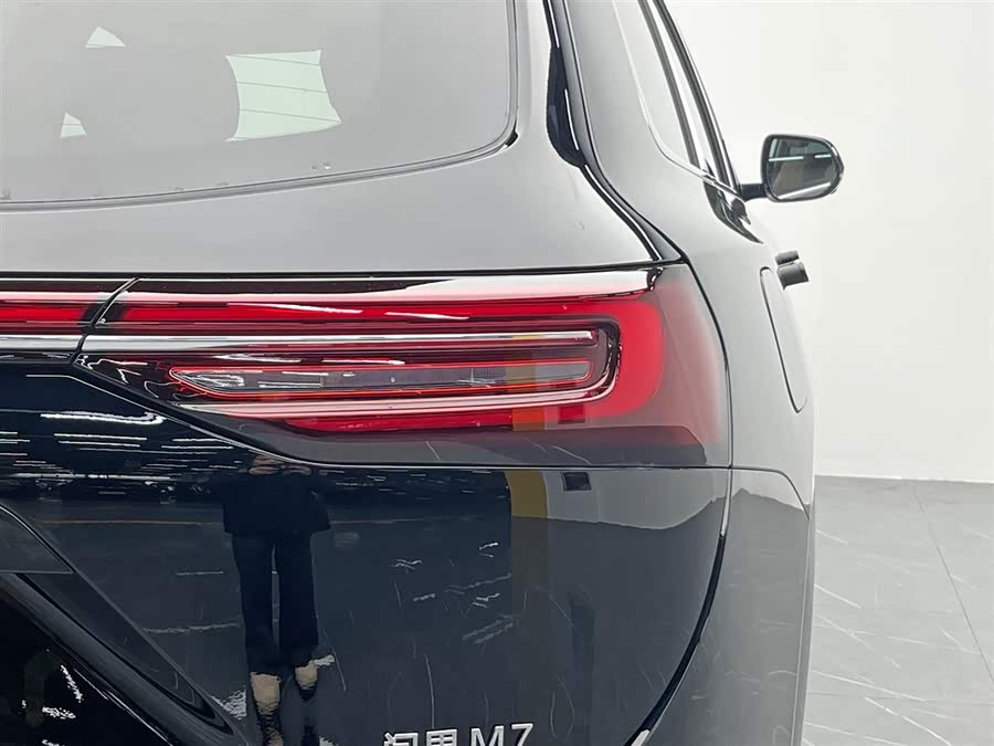 2025 car image #11