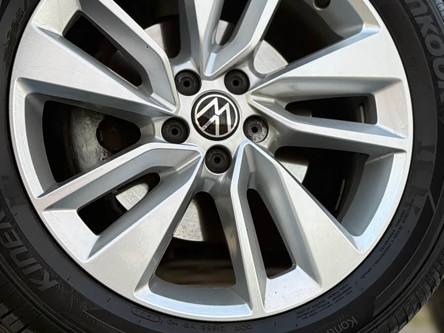 Volkswagen T-Cross 2021 imagen de coche #11