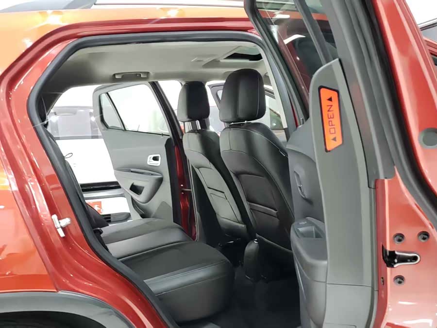 Chevrolet Tracker 2015 #11 Chevrolet Tracker 2015 car image #11