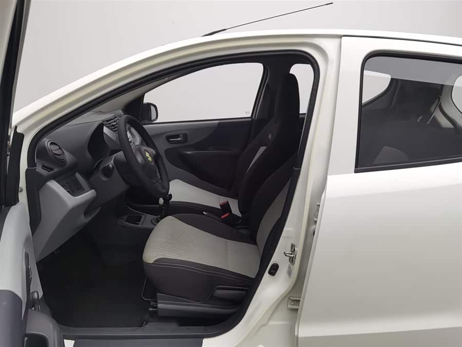 Suzuki 2014 car image #11