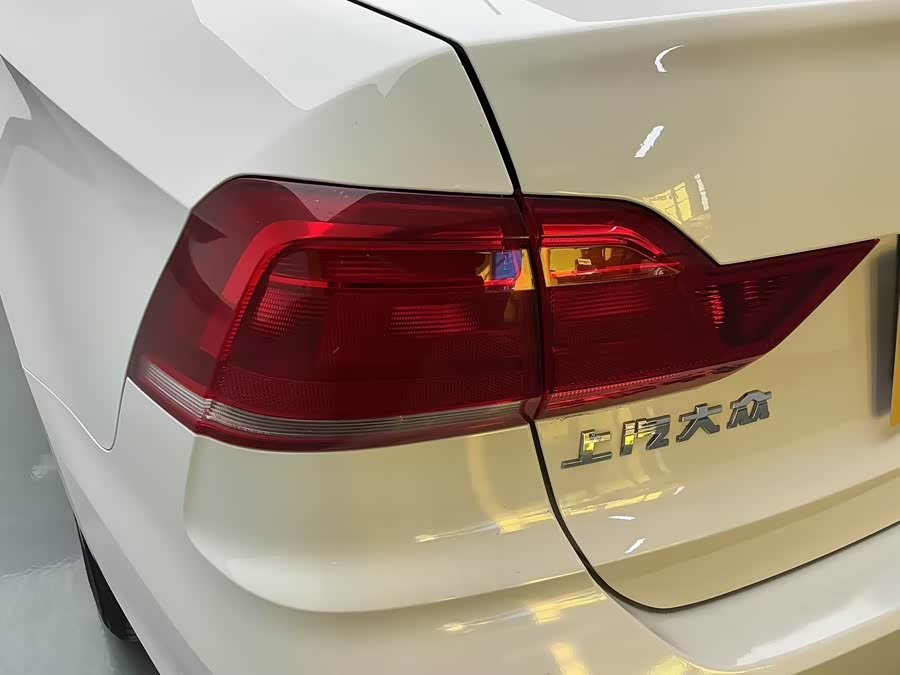 Volkswagen Santana 2021 immagine di auto #11