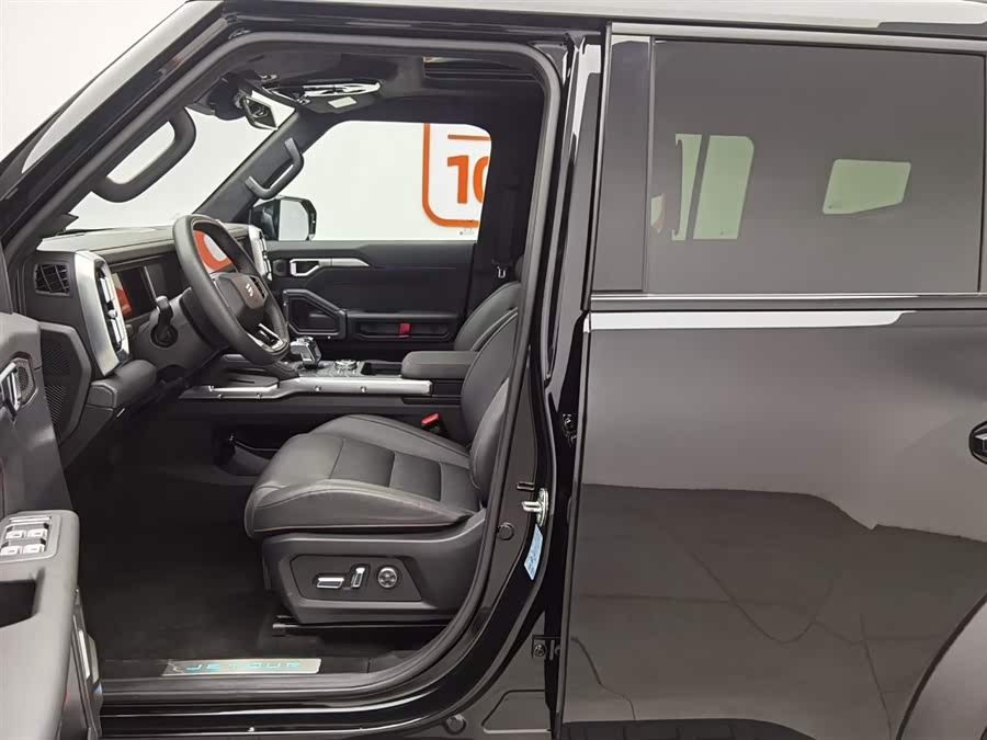 Jetour T2 2024 car image #11