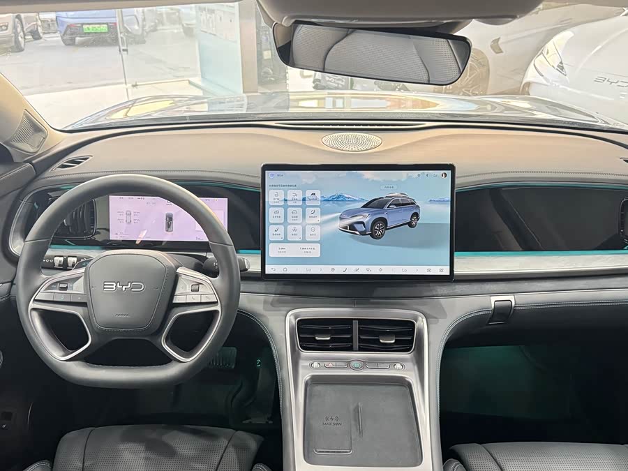 BYD Sea Lion 07 DM-i 2025 car image #11