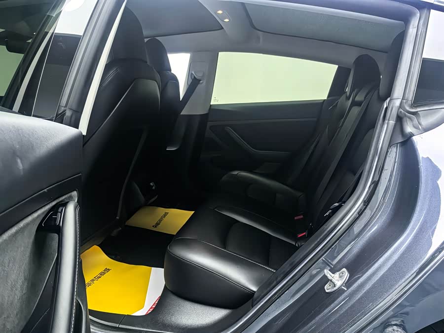 Tesla Model Y 2022 #11 Tesla Model Y 2022 car image #11
