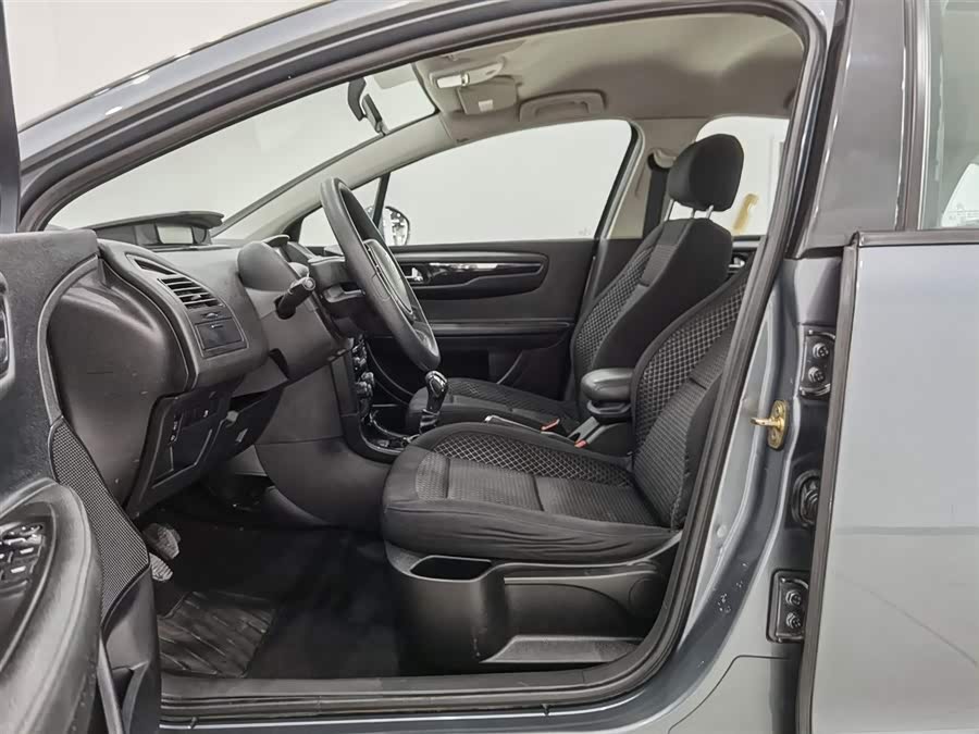 Citroen C-Quatre 2012 #11 Citroen C-Quatre 2012 car image #11