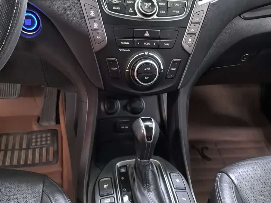 Hyundai Grand Santa Fe 2014 #11 Hyundai Grand Santa Fe 2014 car image #11