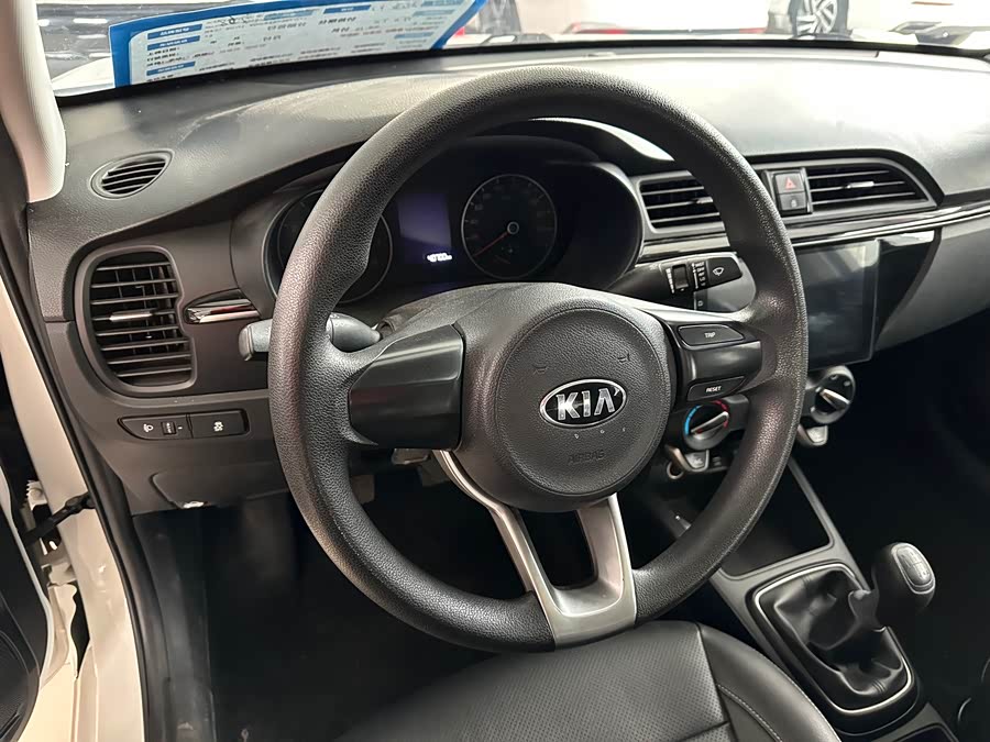 Kia 2018 #11 Kia 2018 car image #11